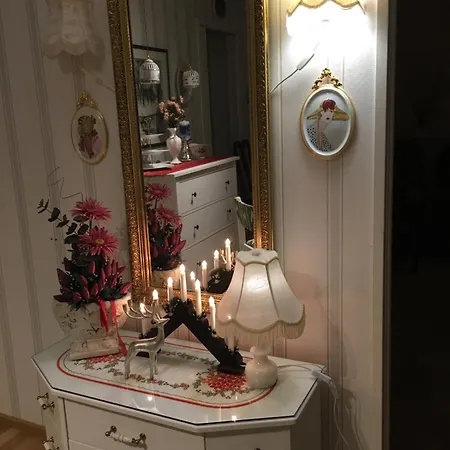 Aurora- Center 2 Huoneisto *